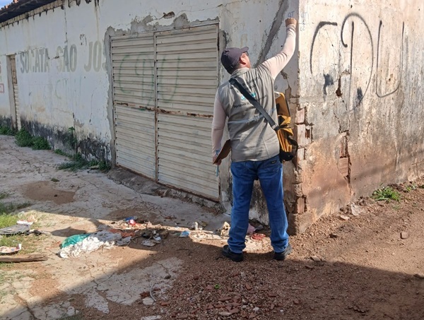 Em Sousa, ACEs intensificam visitas domiciliares diariamente com o objetivo de eliminar os focos do Aedes aegypti