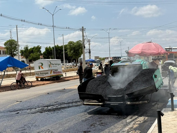 Prefeito Helder Carvalho determina requalificação asfáltica em trecho da Avenida Nelson Meira, no bairro da Estação 
