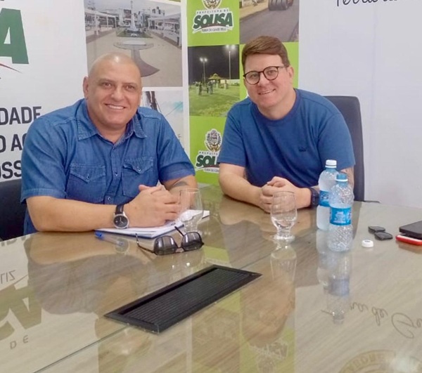 Secretário Koloral Júnior se reúne com coordenador de curso da UFCG – Campus Sousa para discutir parcerias