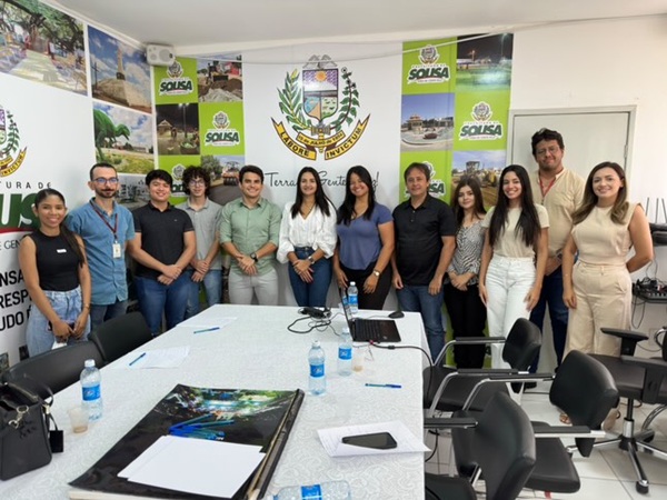 Em reunião, Prefeitura de Sousa e IPHAEP discutem sobre início de estudo e delimitação da área de tombamento do centro histórico da Cidade