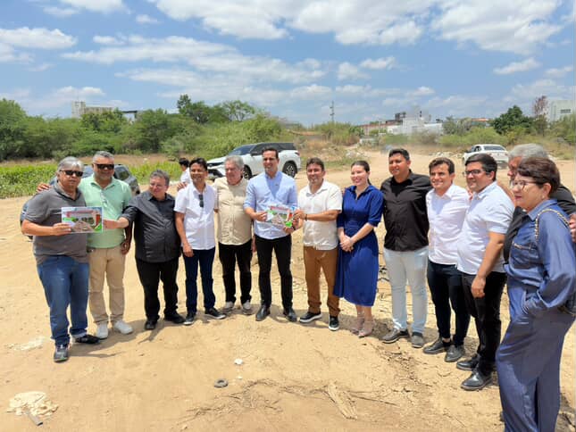 Prefeito Helder Carvalho e Lucas Ribeiro visitam local que será construída a Travessia das Pedrinhas