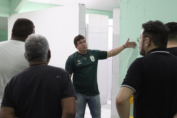 Prefeito Helder Carvalho anuncia melhorias para o Estádio Marizão e inaugura de forma oficial a Sala de Imprensa 