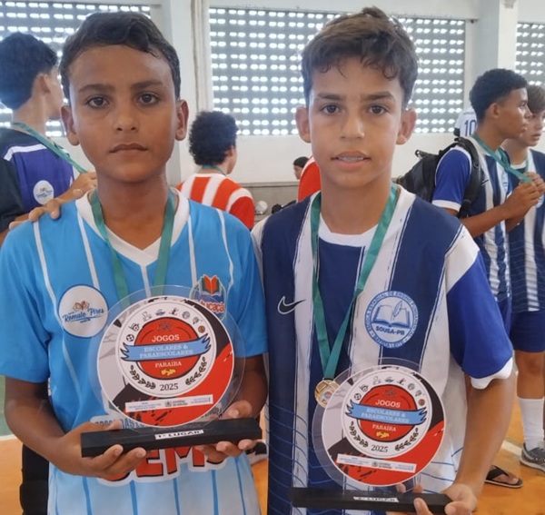 Em Sousa, alunos da Escola Municipal Rômulo Pires são medalhistas no futsal 