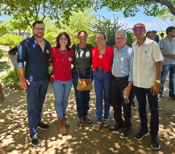 Secretário de Agricultura e diretora de Meio Ambiente participam de evento em alusão ao Mês da Mulher do Campo