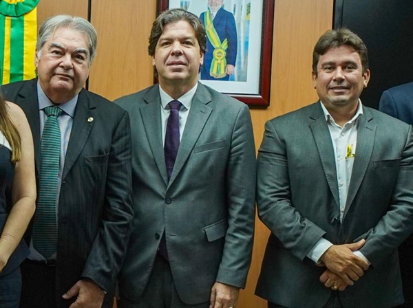 Em audiência com o ministro das Comunicações, prefeito Helder Carvalho discute sobre ampliação da cobertura de telefonia móvel e acesso à internet