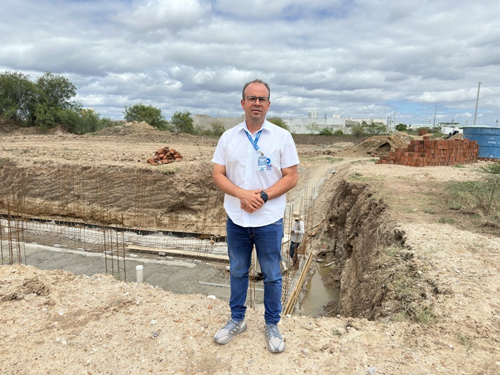 Com investimento de mais de meio milhão de reais, DAESA inicia construção de fossa séptica com tratamento dos dejetos