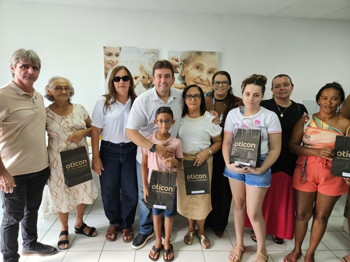 Prefeitura de Sousa realiza nova entrega de aparelhos auditivos pelo Programa Mais Audição