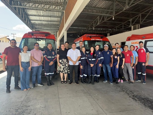 Prefeitura de Sousa entrega duas novas ambulâncias ao SAMU 