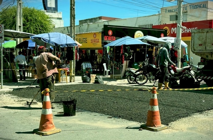 Prefeitura de Sousa realiza trabalho de elevação de faixas de pedestres