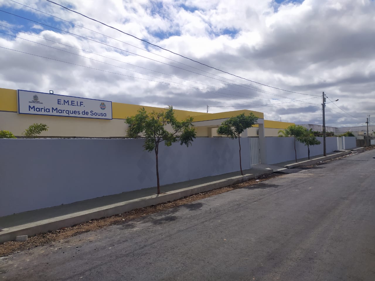 Prefeitura de Sousa inaugura serviço de reforma e ampliação de unidade escolar no bairro Jardim Brasília  