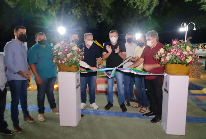 Prefeitura inaugura praça com Academia no Acampamento Federal de São Gonçalo