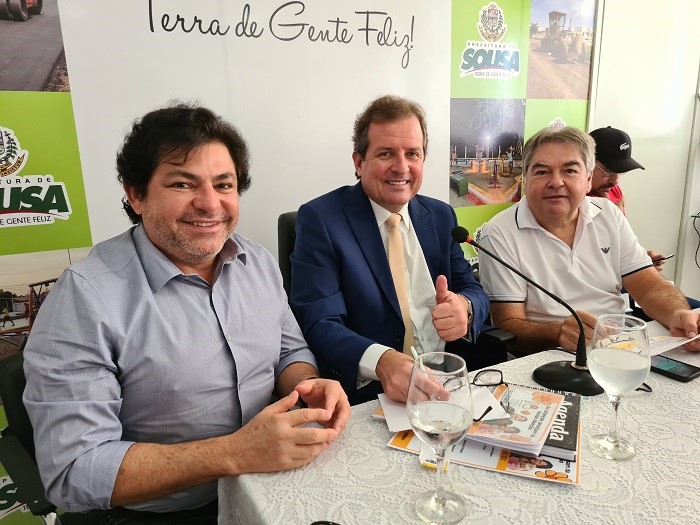 Em encontro mensal com a imprensa, prefeito Fábio Tyrone anuncia ações e inaugurações para os próximos 30 dias